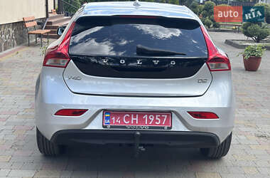 Хэтчбек Volvo V40 2014 в 