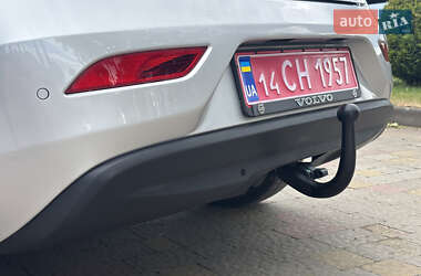 Хэтчбек Volvo V40 2014 в 