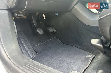 Хэтчбек Volvo V40 2014 в 
