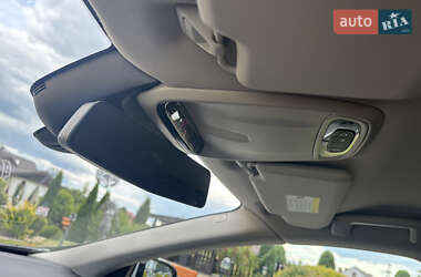 Хэтчбек Volvo V40 2014 в 