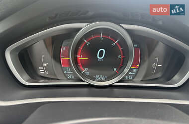Хэтчбек Volvo V40 2014 в 