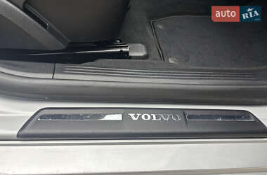 Хэтчбек Volvo V40 2014 в 
