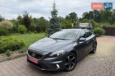 Хэтчбек Volvo V40 2013 в 