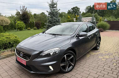 Хэтчбек Volvo V40 2013 в 