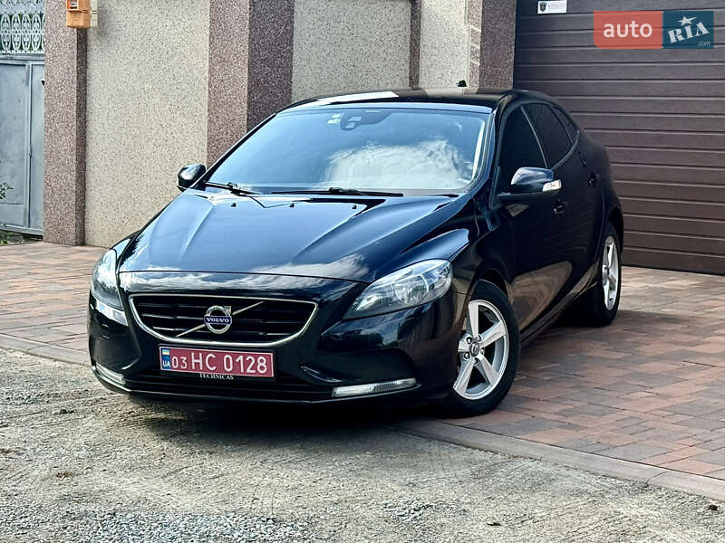Хэтчбек Volvo V40 2013 в Одессе