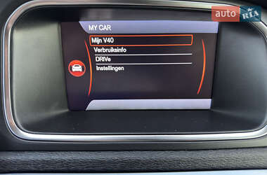 Хэтчбек Volvo V40 2014 в 