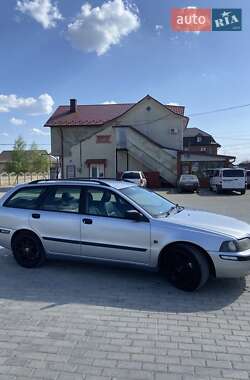 Универсал Volvo V40 2003 в 