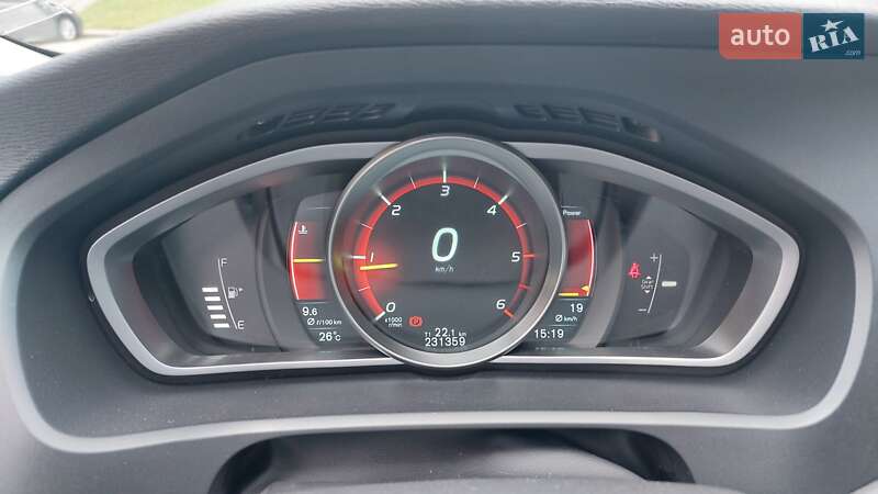 Хэтчбек Volvo V40 2014 в Луцке