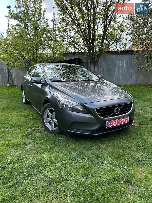Хэтчбек Volvo V40 2013 в Луцке фото 9 Хэтчбек Volvo V40 2013 в Луцке