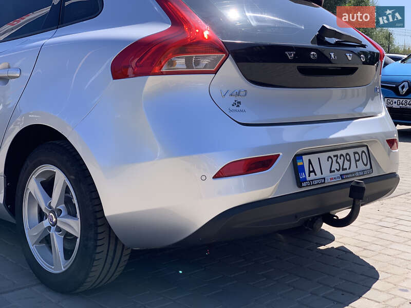 Хэтчбек Volvo V40 2014 в Бердичеве