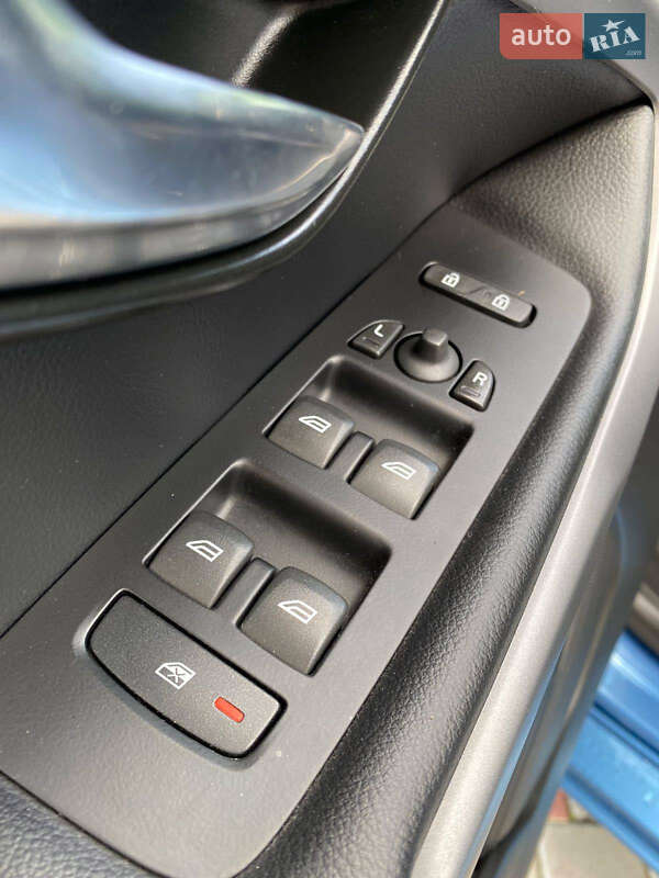 Хэтчбек Volvo V40 2014 в Староконстантинове фото 22 Хэтчбек Volvo V40 2014 в Староконстантинове