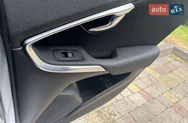Хэтчбек Volvo V40 2014 в 