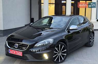 Хэтчбек Volvo V40 2014 в 