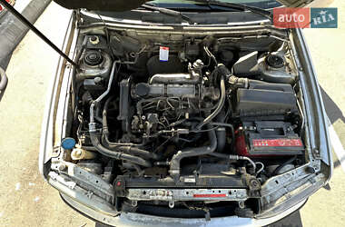 Универсал Volvo V40 1998 в 