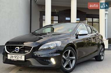Хэтчбек Volvo V40 2014 в 
