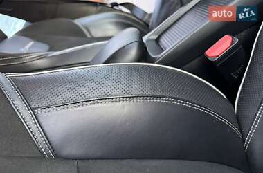 Хэтчбек Volvo V40 2014 в 
