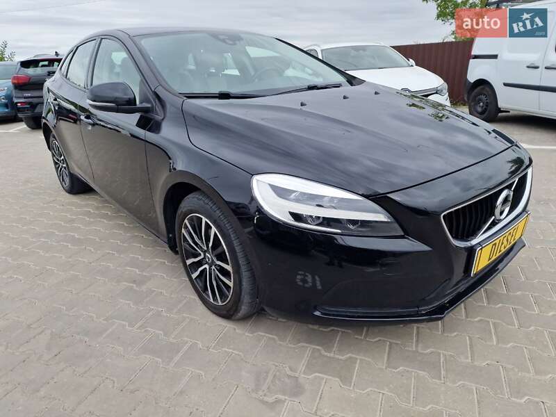 Хетчбек Volvo V40 2018 в Вінниці