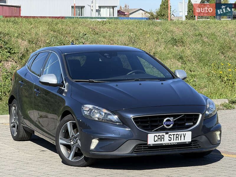 Volvo V40 2014