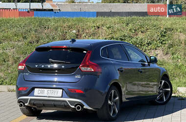 Хэтчбек Volvo V40 2014 в 