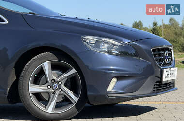 Хэтчбек Volvo V40 2014 в 