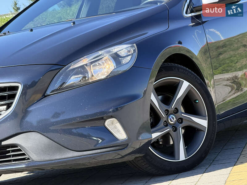 Хэтчбек Volvo V40 2014 в Стрые