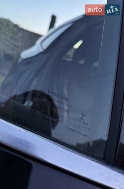 Хэтчбек Volvo V40 2014 в 