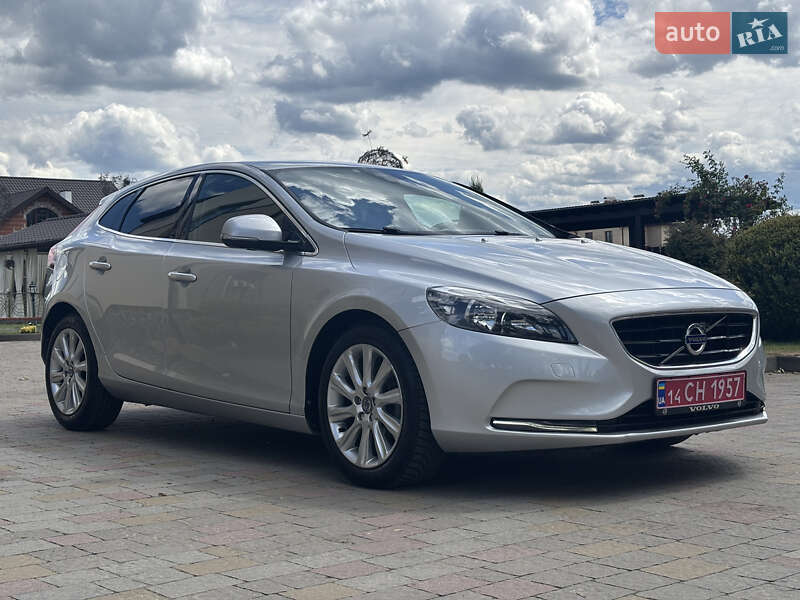 Хэтчбек Volvo V40 2014 в Стрые
