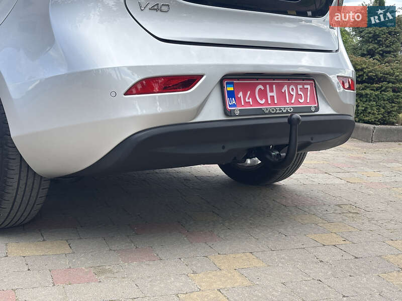 Хэтчбек Volvo V40 2014 в Стрые