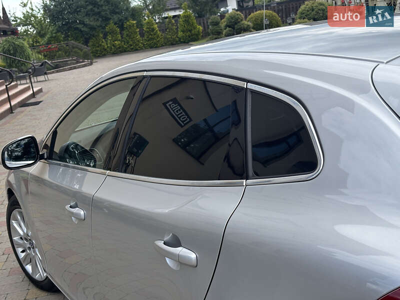 Хэтчбек Volvo V40 2014 в Стрые