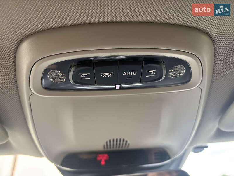 Хэтчбек Volvo V40 2014 в Стрые