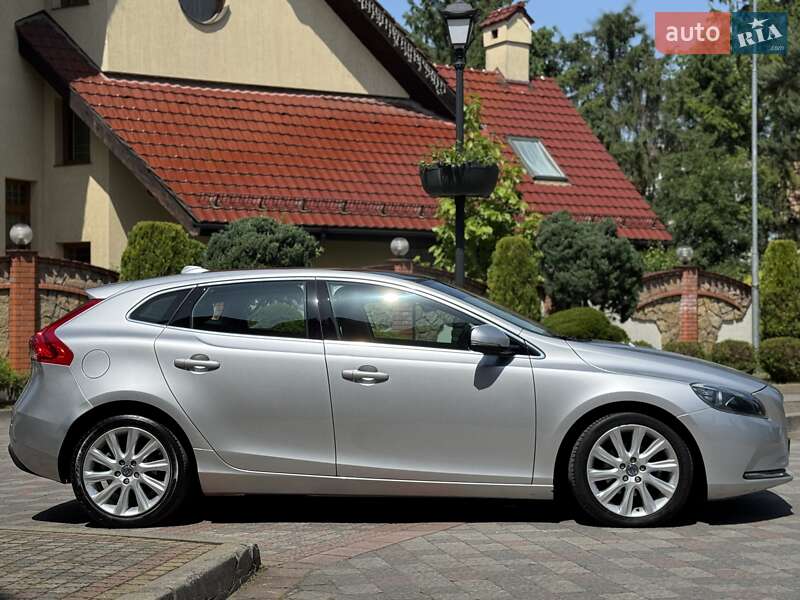 Хэтчбек Volvo V40 2013 в Стрые