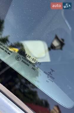 Хэтчбек Volvo V40 2013 в 