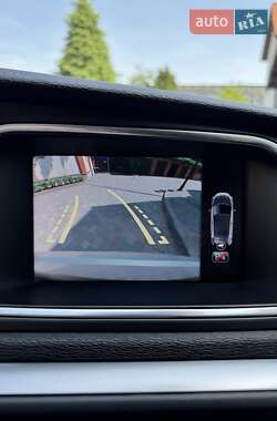 Хэтчбек Volvo V40 2013 в 