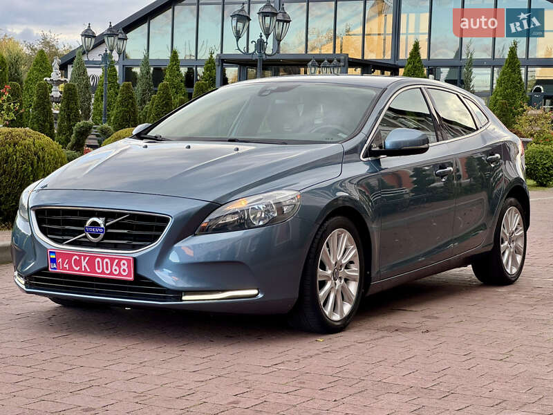 Хэтчбек Volvo V40 2013 в Стрые