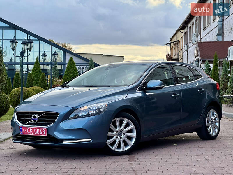 Хэтчбек Volvo V40 2013 в Стрые