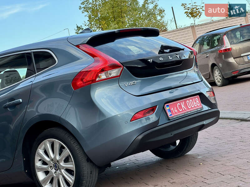 Хэтчбек Volvo V40 2013 в Стрые