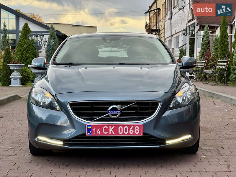 Хэтчбек Volvo V40 2013 в Стрые