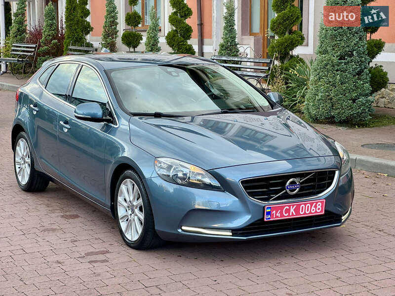 Хэтчбек Volvo V40 2013 в Стрые