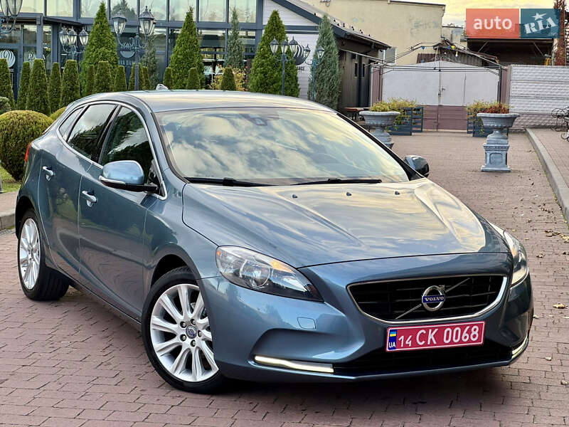 Хэтчбек Volvo V40 2013 в Стрые