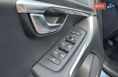 Хэтчбек Volvo V40 2013 в 