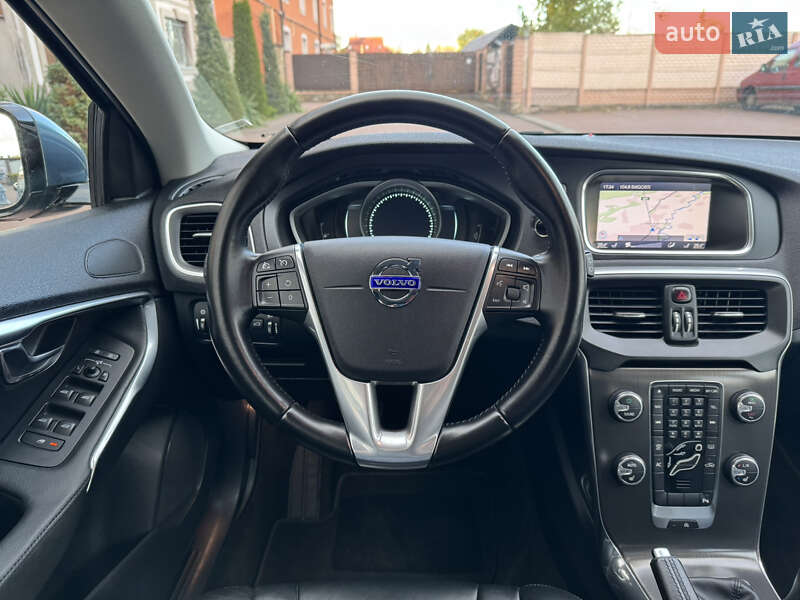 Хэтчбек Volvo V40 2013 в Стрые