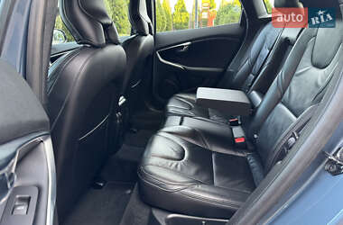Хэтчбек Volvo V40 2013 в 