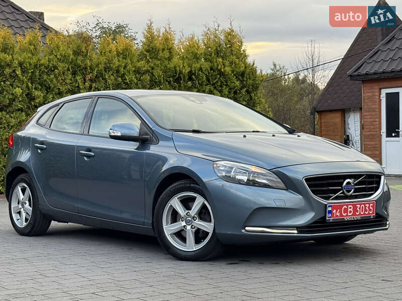 Хетчбек Volvo V40 2013 в Стрию