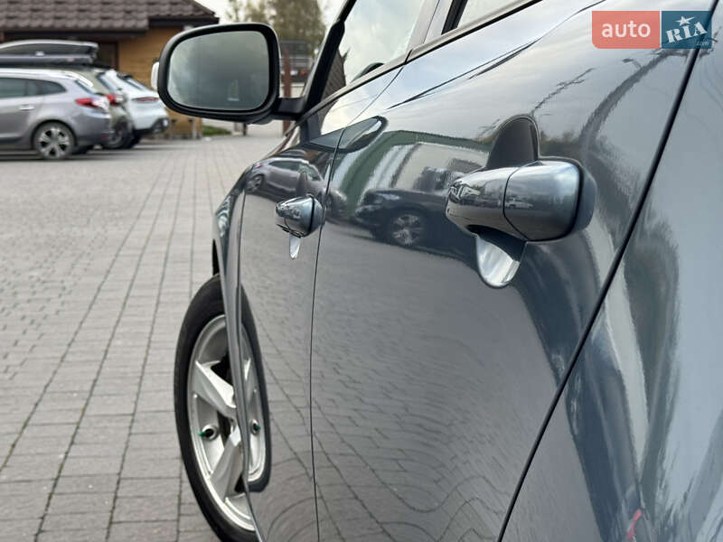 Хетчбек Volvo V40 2013 в Стрию