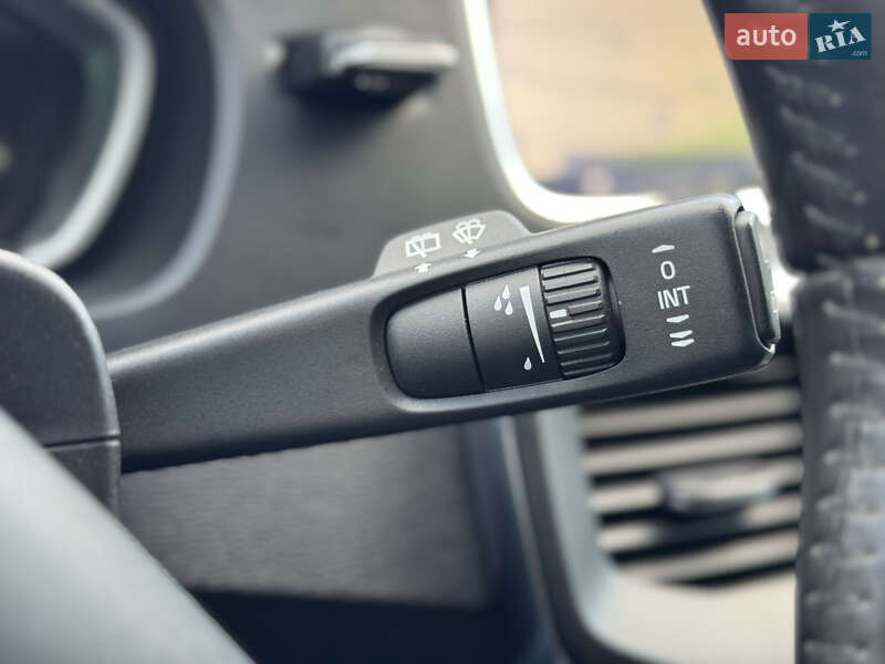 Хетчбек Volvo V40 2013 в Стрию