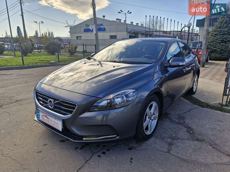 Хетчбек Volvo V40 2014 в Миколаєві