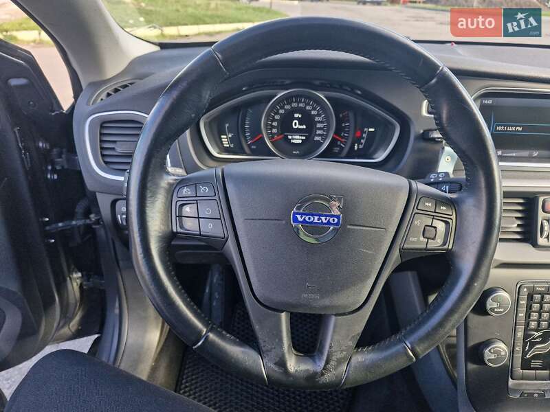 Хетчбек Volvo V40 2014 в Миколаєві