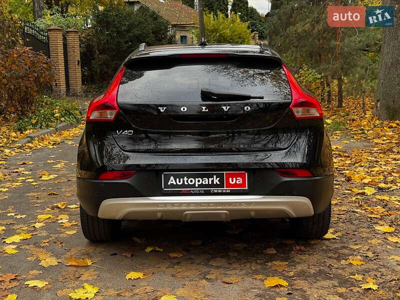 Хетчбек Volvo V40 2015 в Києві фото 8 Хетчбек Volvo V40 2015 в Києві