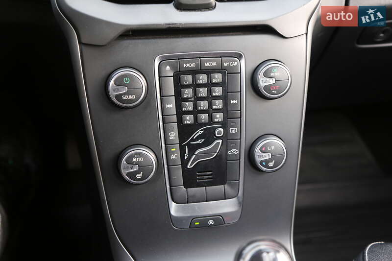 Хэтчбек Volvo V40 2013 в Киеве фото 19 Хэтчбек Volvo V40 2013 в Киеве