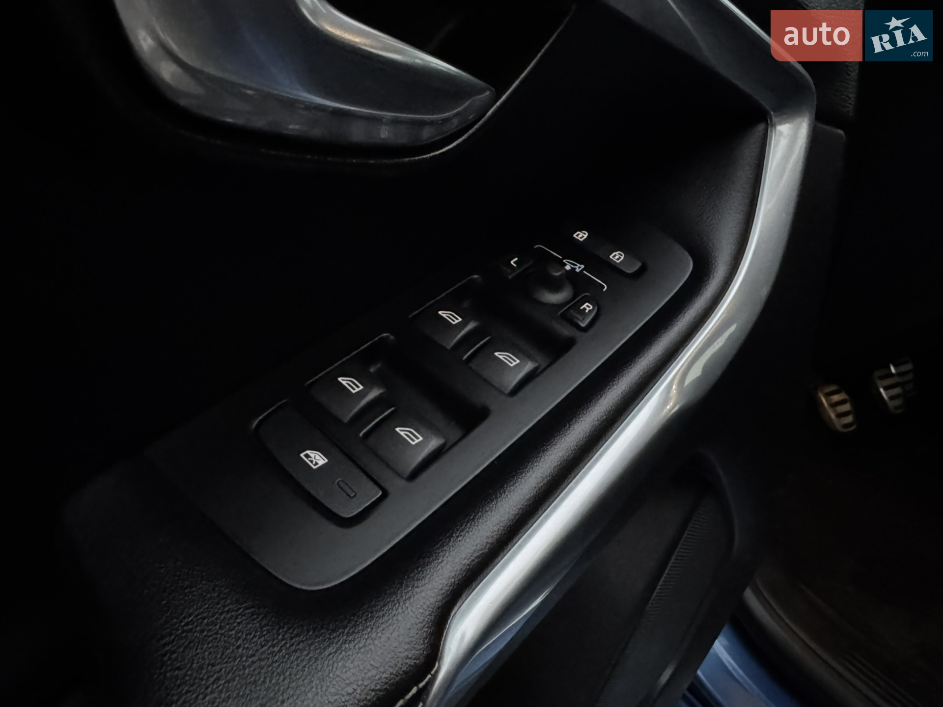 2017 Volvo V40 - мініатюра 48
